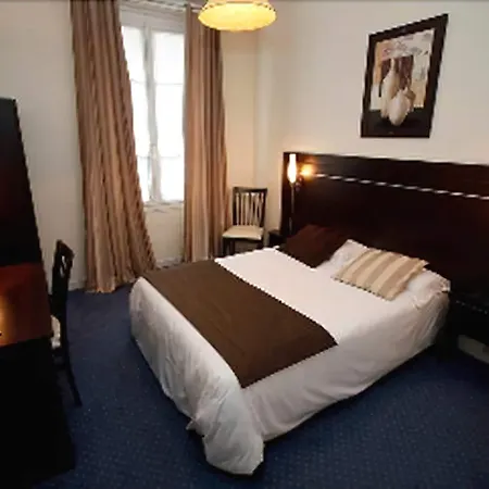 Le Saint Louis Hotel Versalhes