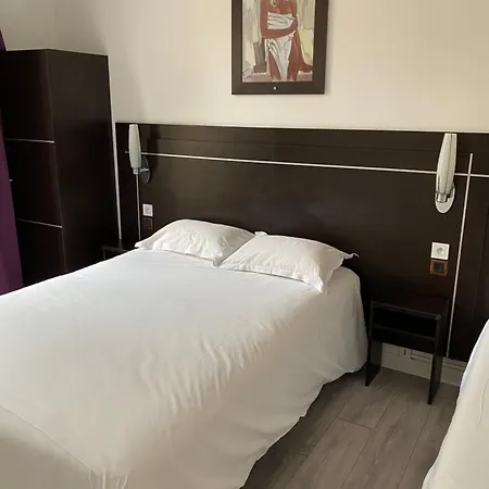 Le Saint Louis Hotel 2*