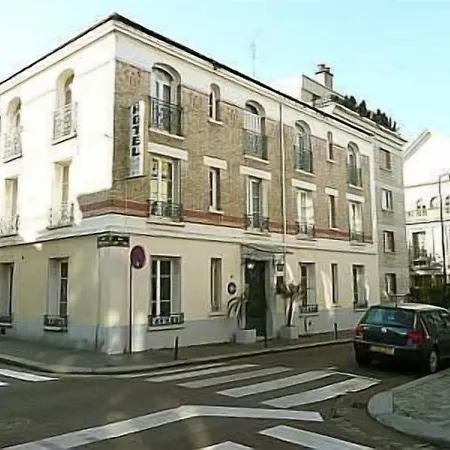 Le Saint Louis 2*