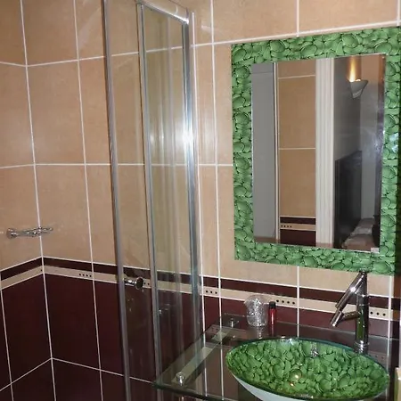 Le Saint Louis Otel 2*