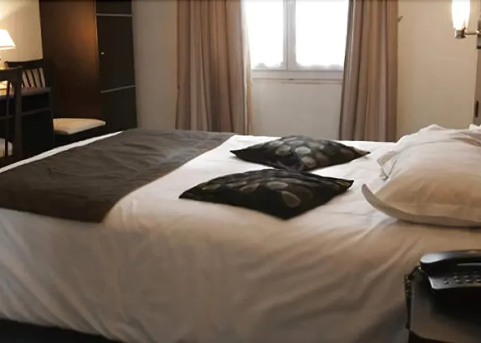 Le Saint Louis Hotel
