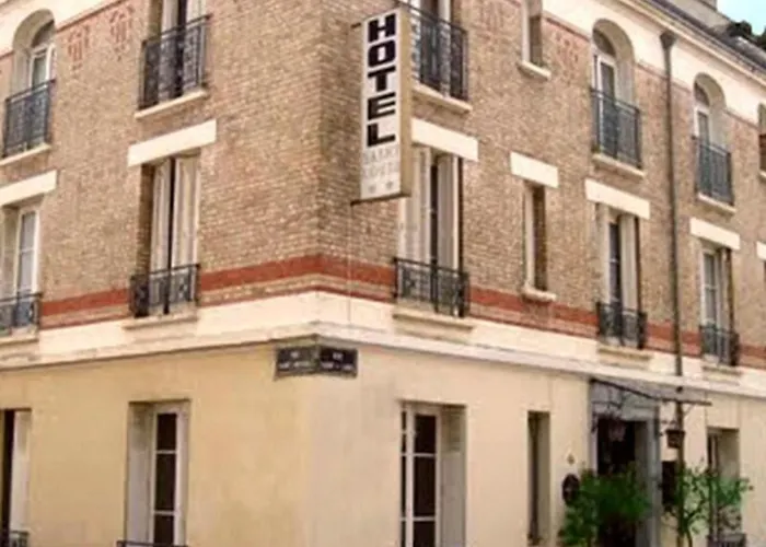 Le Saint Louis 2* Versalles
