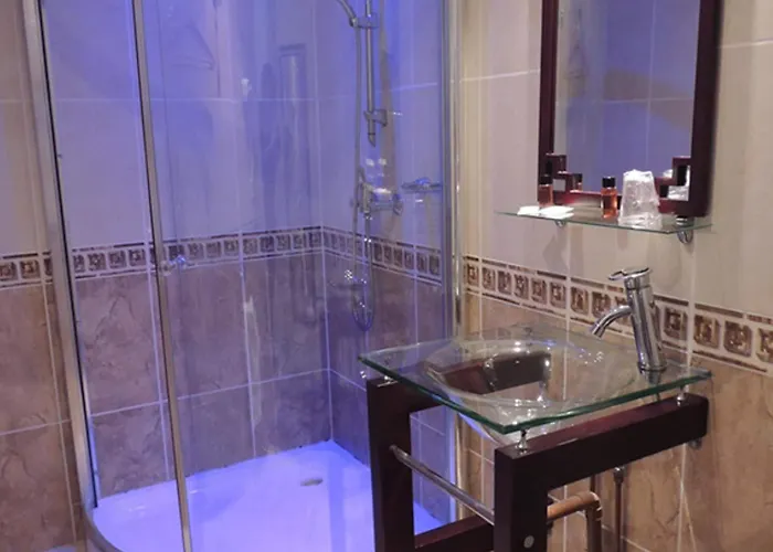 Le Saint Louis Hotel Versalles